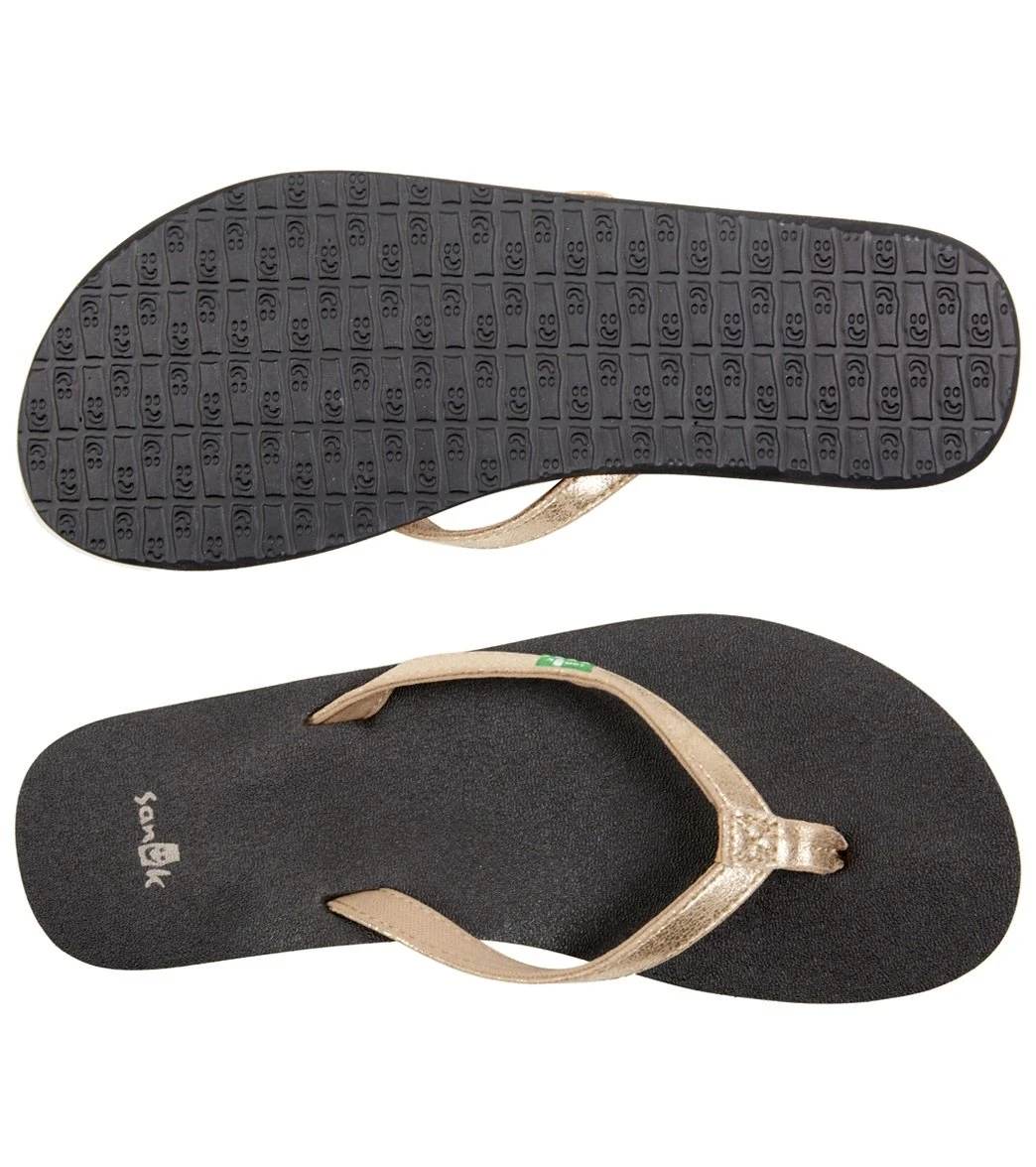 Sanuk Women's Yoga Joy Metallic Flip Flop Champagne 5 Sanuk Women's Yoga Joy Metallic Flip Flop Champagne - Image 3