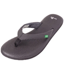 Sanuk Women's Yoga Chakra Flip Flop -Fashion Sandals Store 4429074661419 black 1a