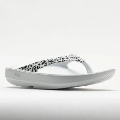 OOFOS OOlala Limited Women's White/Black Leopard 12 OOFOS OOlala Limited Women's White/Black Leopard -Fashion Sandals Store 570571 5