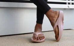 OOfos Women's OOlala Sandal - Stardust 16 OOfos Women's OOlala Sandal - Stardust -Fashion Sandals Store stardust oolala2